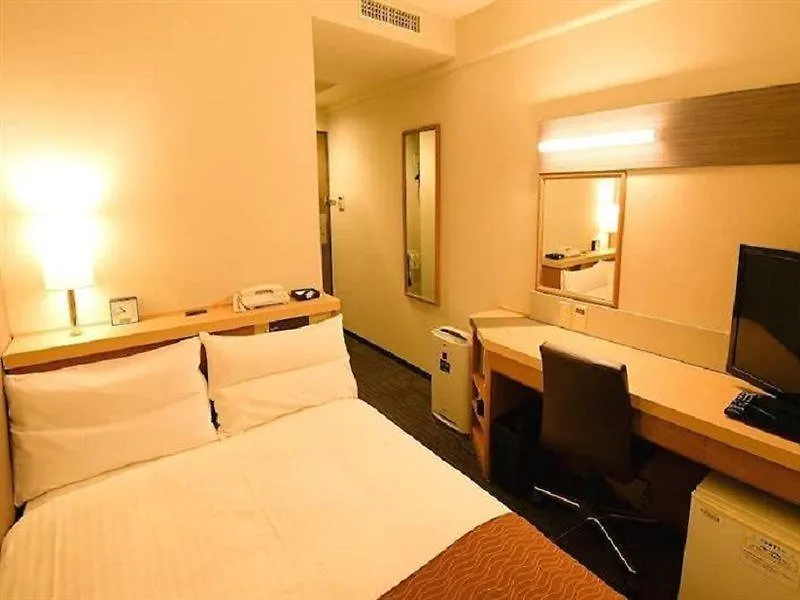 Hotel Via Inn Shin Osaka West
