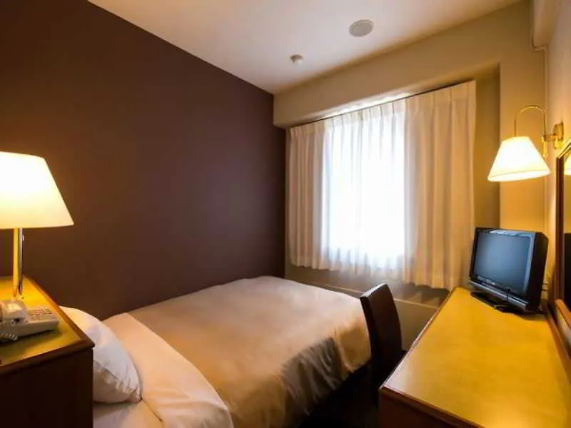 Hotel Via Inn Shin Osaka West